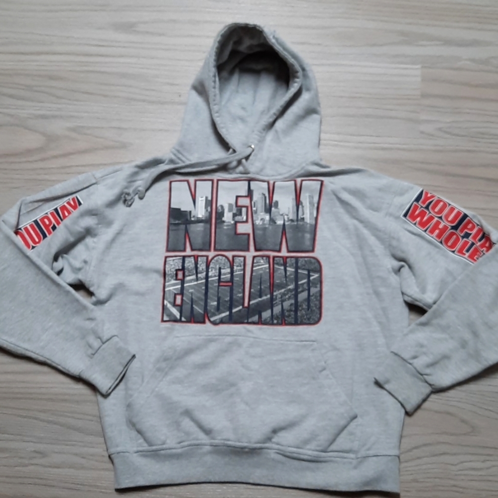 New England Patriots hoodie size medium